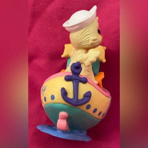 Easter Hallmark Keepsake Ornament 1997 Here Comes Easter Chick on Boat #4 Series - Picture 5 of 9